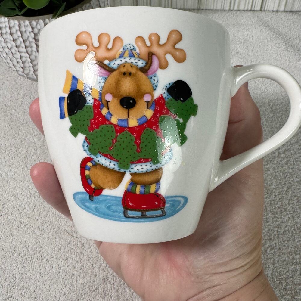 Royal Norfolk CHRISTMAS Ice Skating Reindeer Coffee Mug Multicolor Holiday